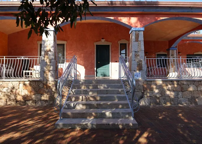 With Stunning Views To The Mountains 5km From The Siniscola